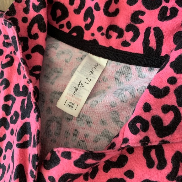 100% Cotton Flannel Pajamas Set, Size S - Picture 4 of 16